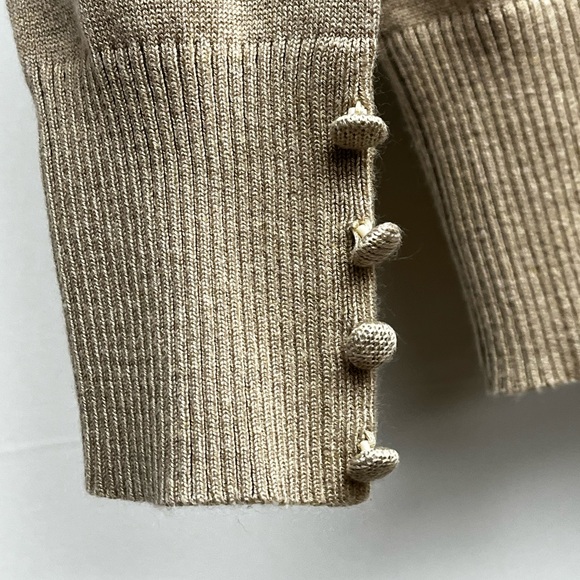Tan Oatmeal Turtleneck Sweater by Retrology Size Medium - Picture 2 of 7